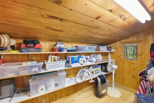 23-web-or-mls-20986 Cross Lake Rd -23.jpg