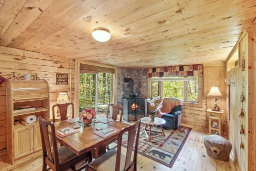 17-web-or-mls-20986 Cross Lake Rd -17.jpg
