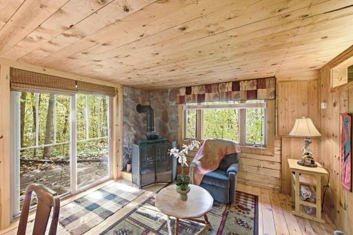 12-web-or-mls-20986 Cross Lake Rd -12.jpg