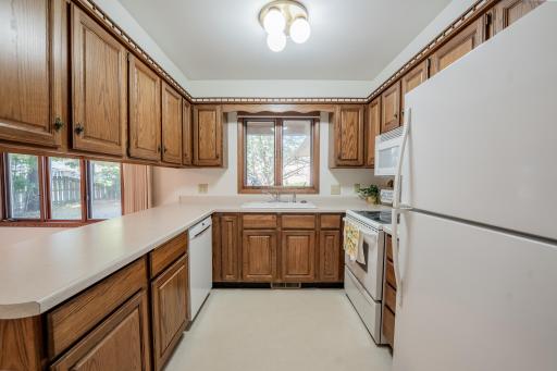 3379 Southgate Court, B, Eau Claire, WI 54701