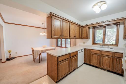 3379 Southgate Court, B, Eau Claire, WI 54701