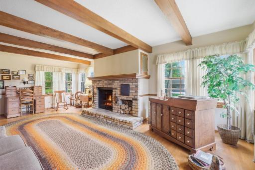 1750 Crestridge Lane, Eagan, MN 55122