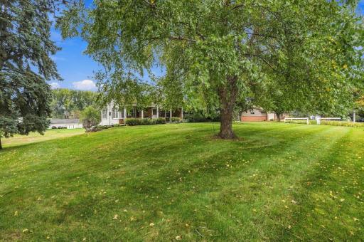 1750 Crestridge Lane, Eagan, MN 55122