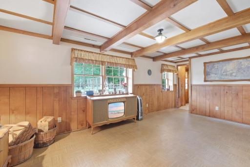 1750 Crestridge Lane, Eagan, MN 55122