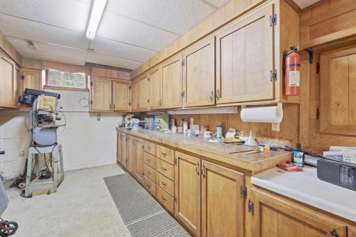 1750 Crestridge Lane, Eagan, MN 55122