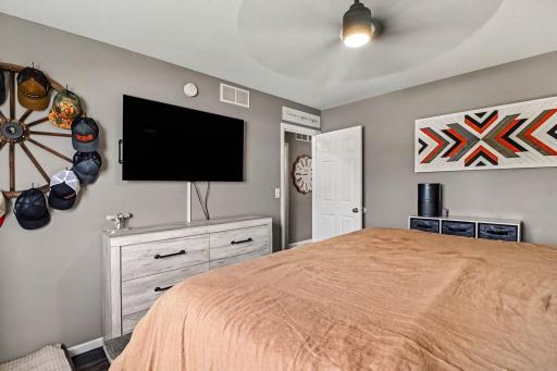 409 Juniper Lane NW, Montgomery, MN 56069
