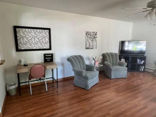 213 Tindolph Avenue N, Thief River Falls, MN 56701
