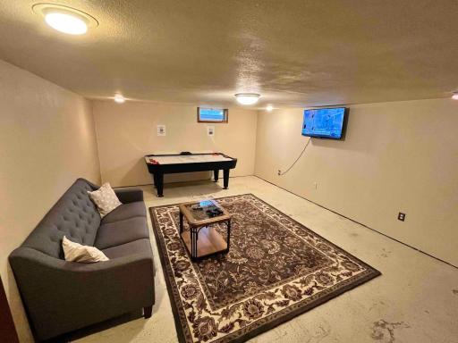 213 Tindolph Avenue N, Thief River Falls, MN 56701