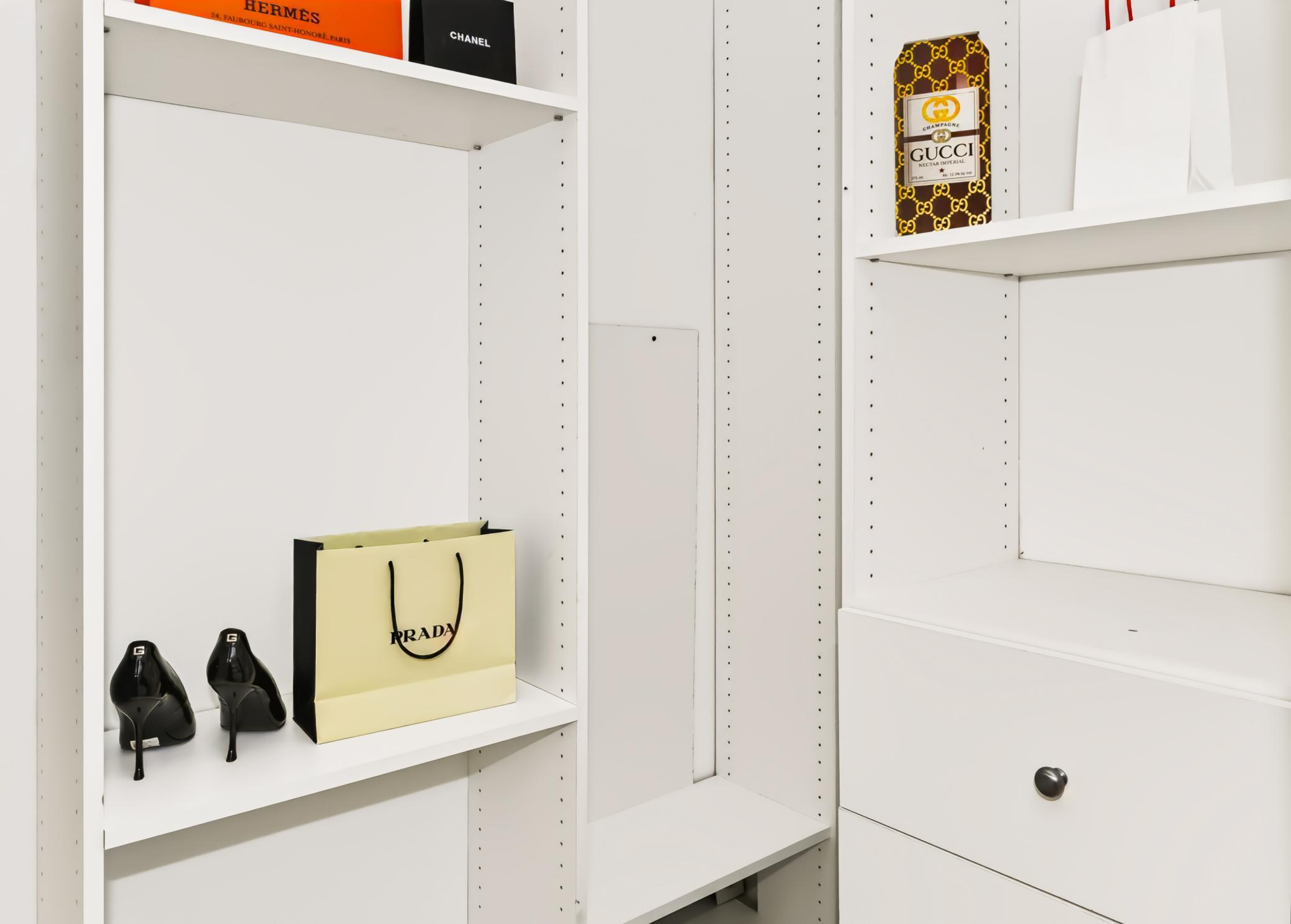 Adjustable shelving system.