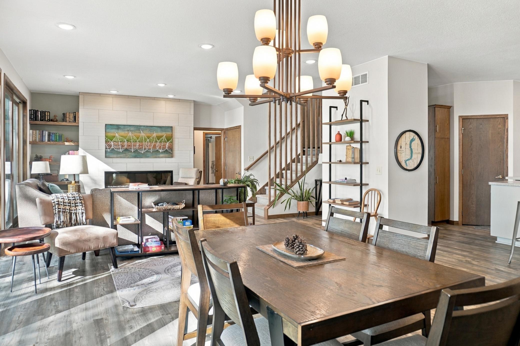 Dining & Living Rooms
