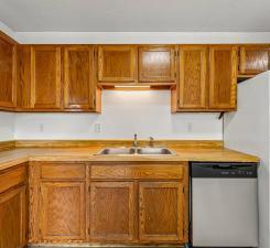 6500 Woodlake, 702, Richfield, MN 55423