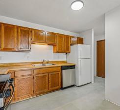 6500 Woodlake, 702, Richfield, MN 55423