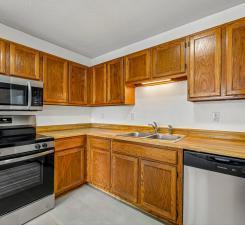 6500 Woodlake, 702, Richfield, MN 55423