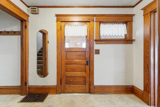13 12th Street NW, Faribault, MN 55021