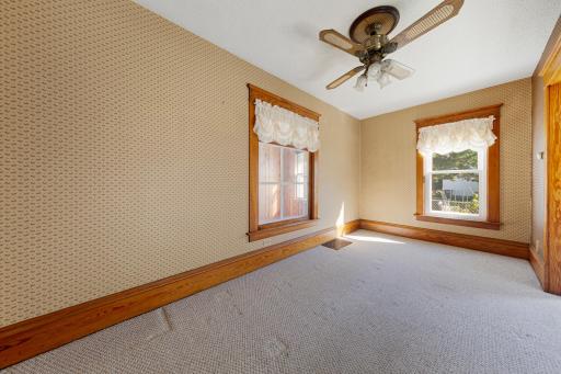 13 12th Street NW, Faribault, MN 55021