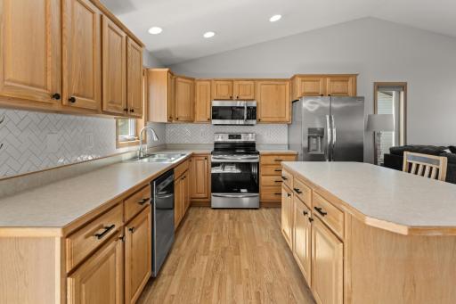 821 16th Avenue W, West Fargo, ND 58078