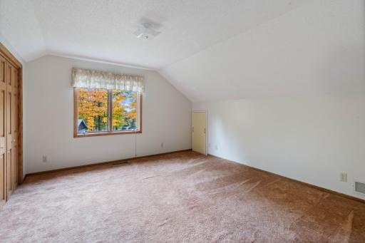 2010 Norton Road, Duluth, MN 55803
