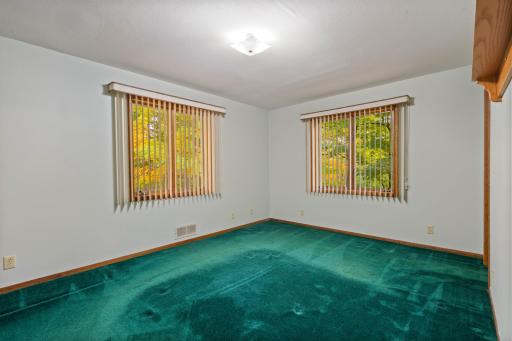 2010 Norton Road, Duluth, MN 55803