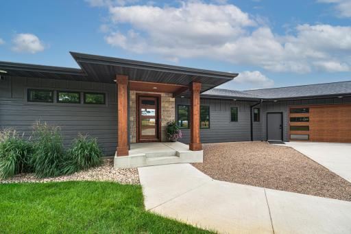 48953 N Shore Road, Waterville, MN 56096
