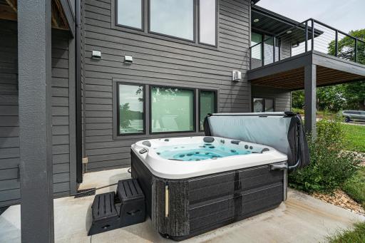 48953 N Shore Road, Waterville, MN 56096