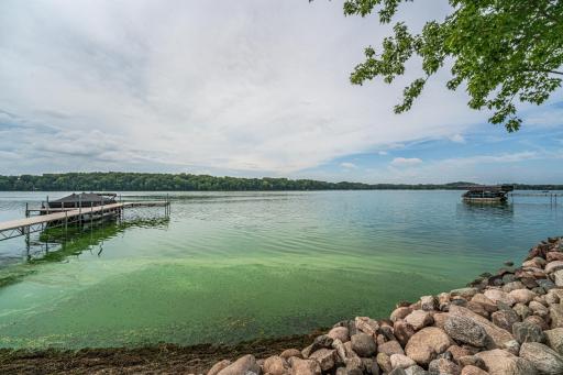 48953 N Shore Road, Waterville, MN 56096