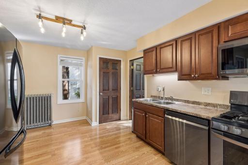420 Daly Street, Saint Paul, MN 55102