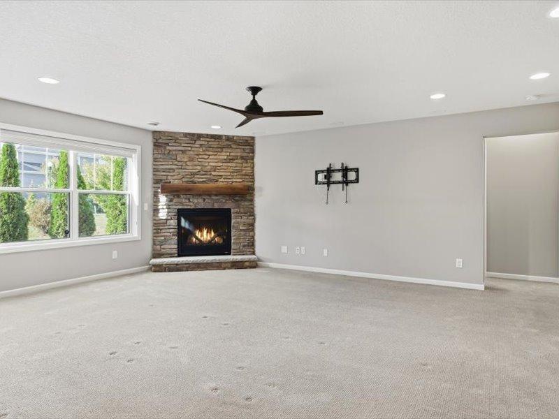Nice gas fireplace plus wall mount for tv