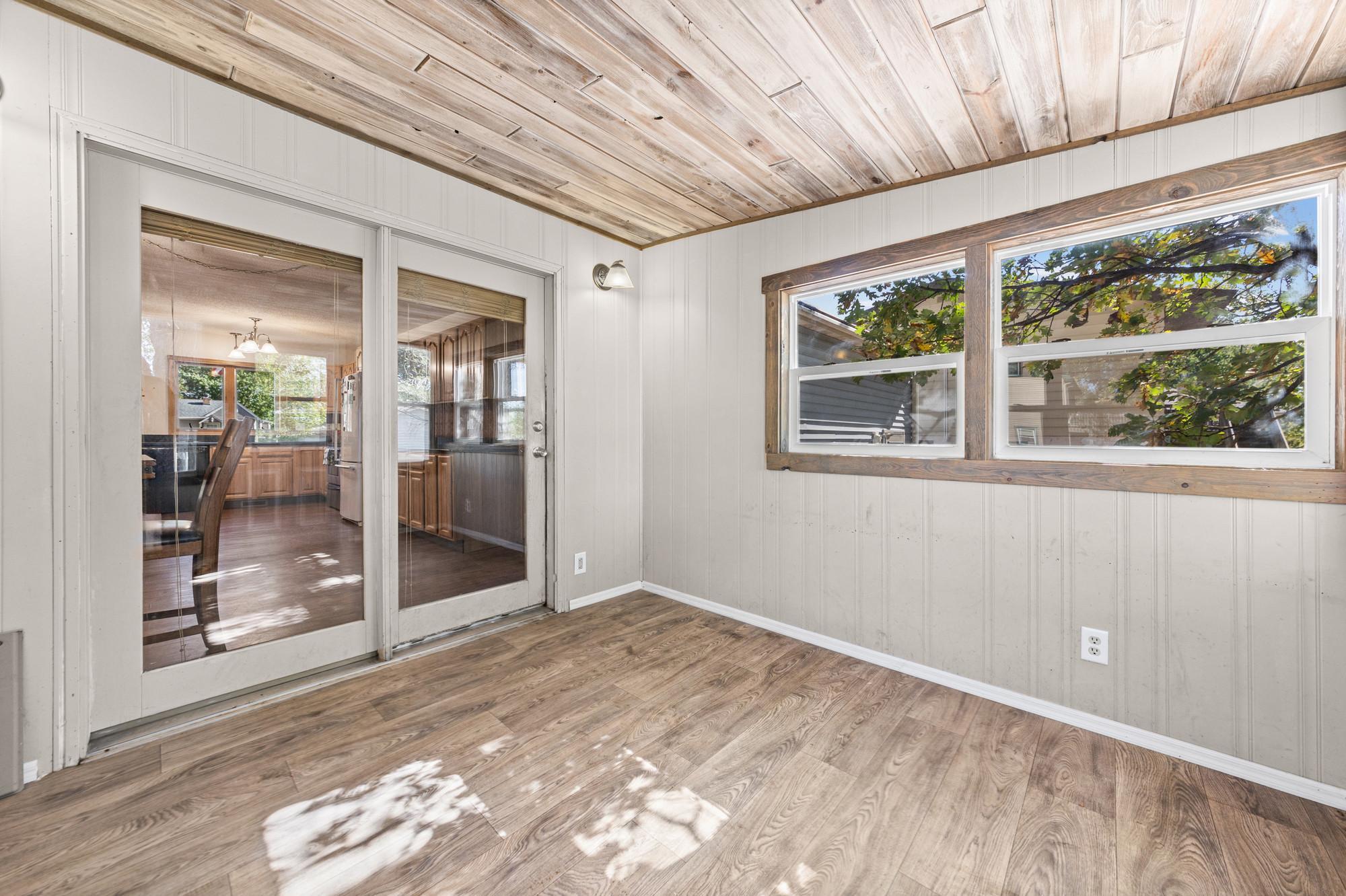 3 season porch