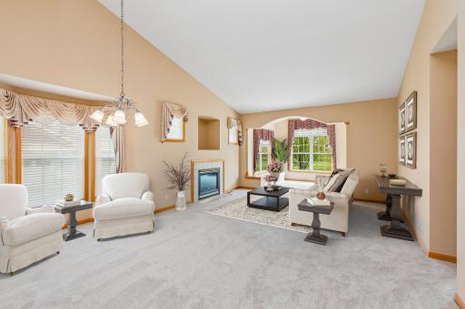 505 Holly Lane N, Saint Paul, MN 55128