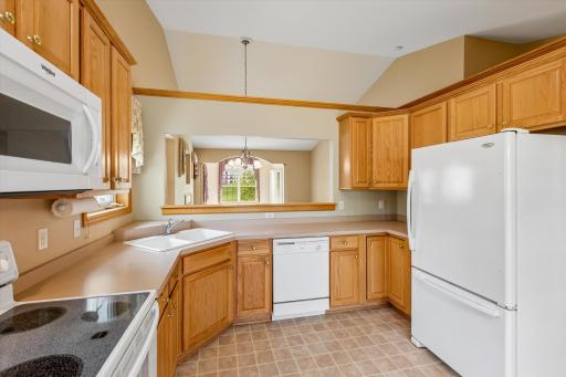505 Holly Lane N, Saint Paul, MN 55128