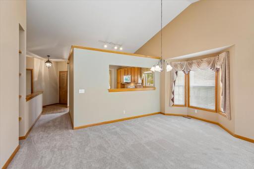 505 Holly Lane N, Saint Paul, MN 55128