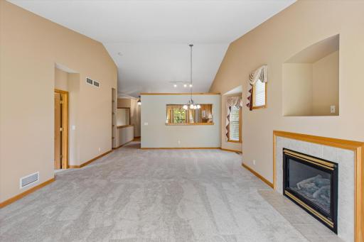505 Holly Lane N, Saint Paul, MN 55128