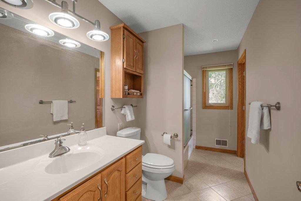 Full Bath, Upper level