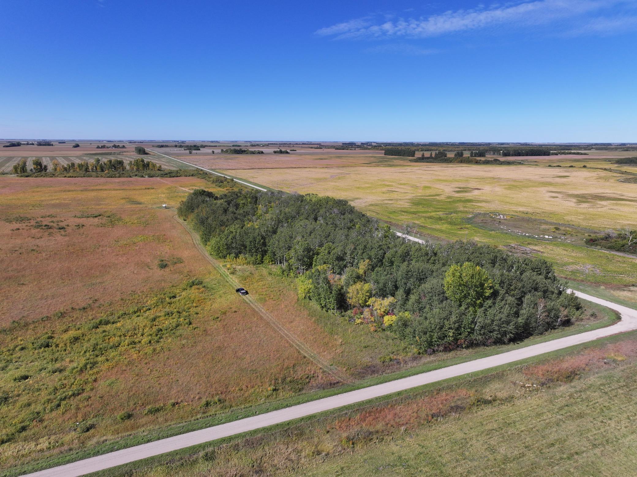44255 270th Avenue NW, Karlstad, MN 56732