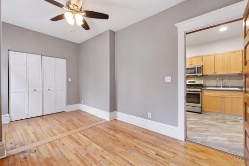 2125 Harriet Avenue, Minneapolis, MN 55405