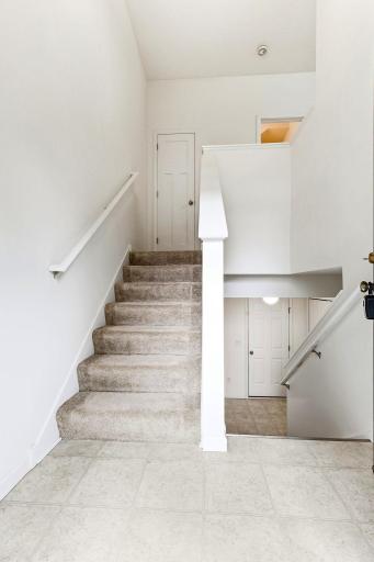 4-web-or-mls-9673-Toledo-Ln-N-04.jpg