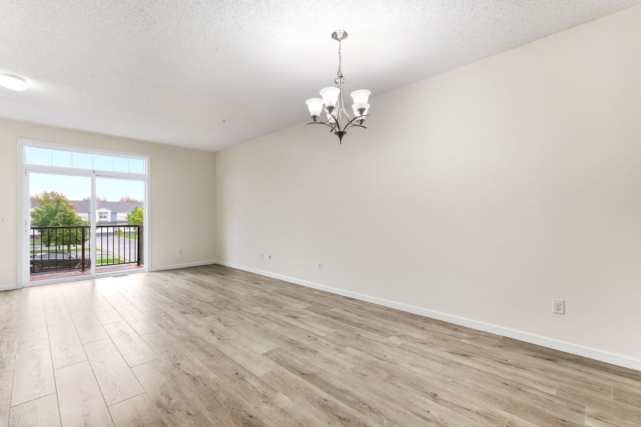 5-web-or-mls-9673-Toledo-Ln-N-05.jpg