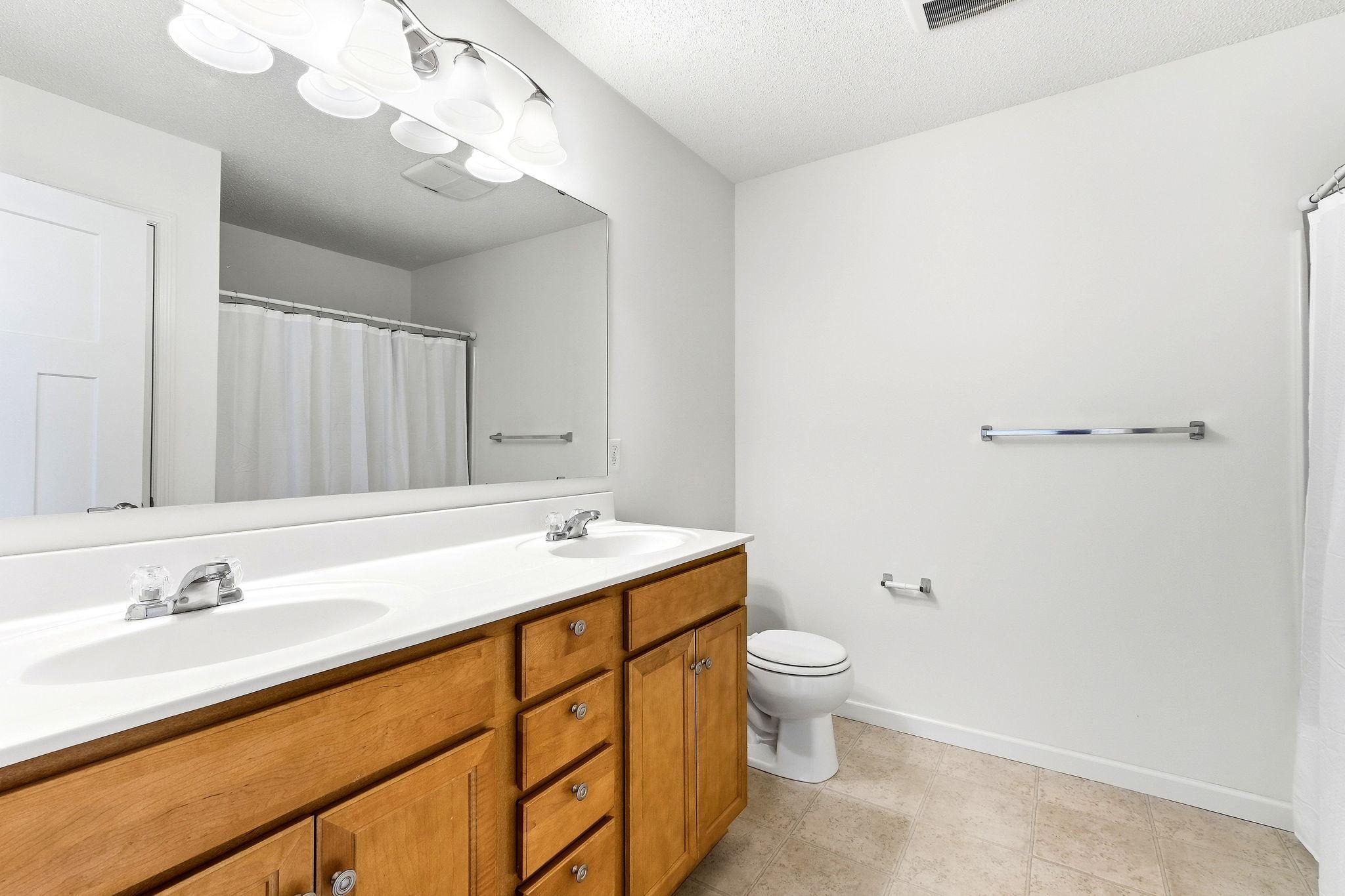 23-web-or-mls-9673-Toledo-Ln-N-23.jpg