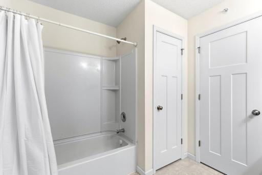 24-web-or-mls-9673-Toledo-Ln-N-24.jpg