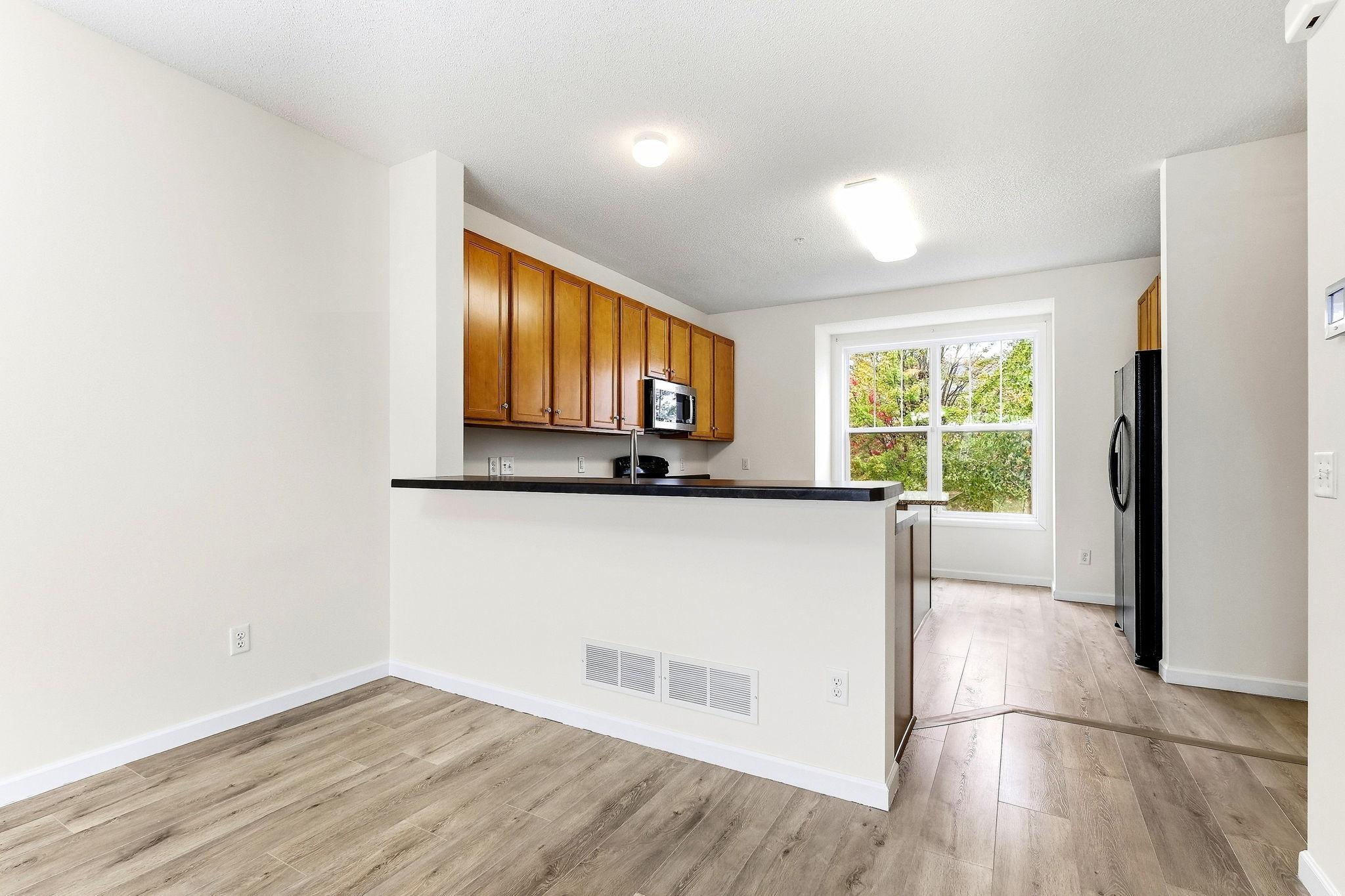 11-web-or-mls-9673-Toledo-Ln-N-11.jpg