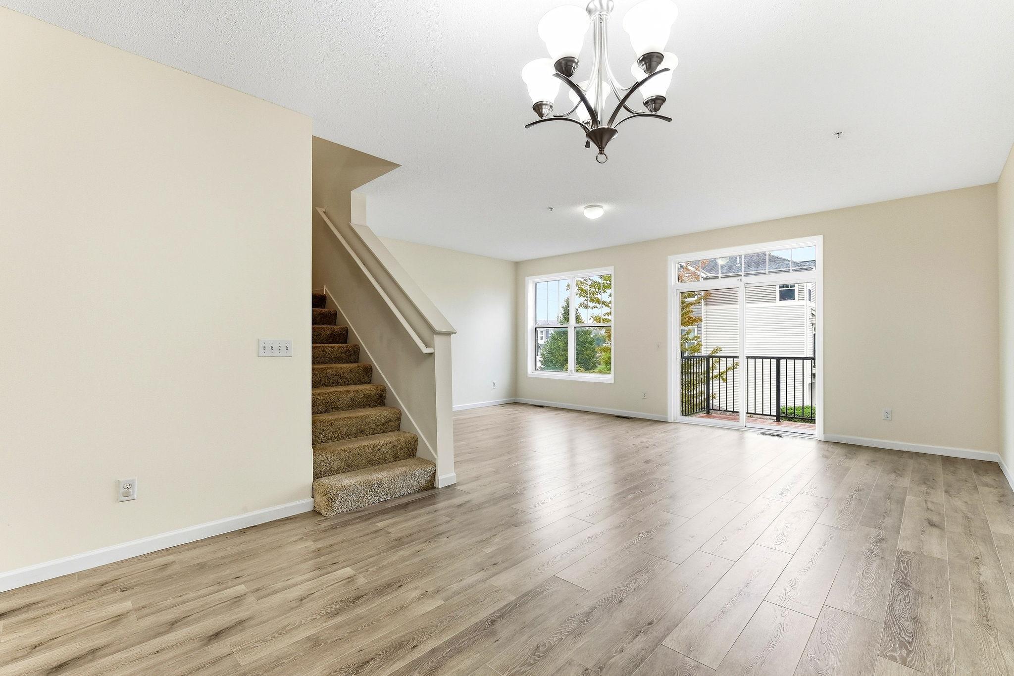 7-web-or-mls-9673-Toledo-Ln-N-07.jpg