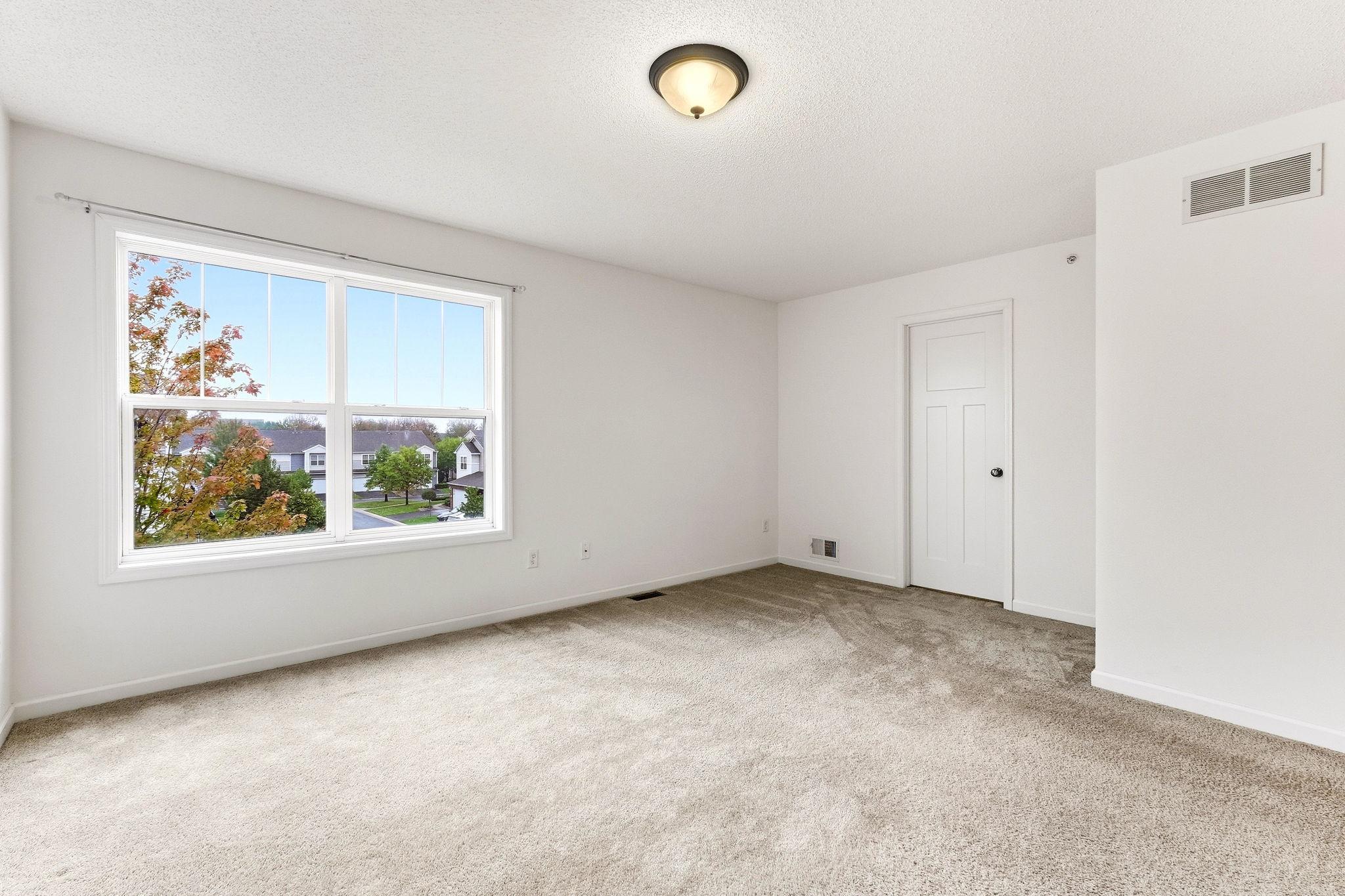 19-web-or-mls-9673-Toledo-Ln-N-19.jpg