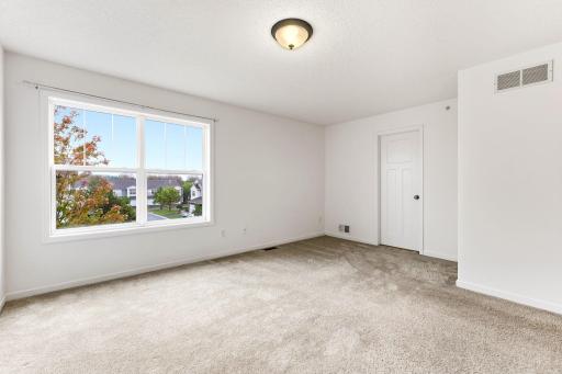 19-web-or-mls-9673-Toledo-Ln-N-19.jpg