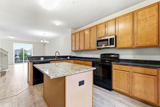 13-web-or-mls-9673-Toledo-Ln-N-13.jpg