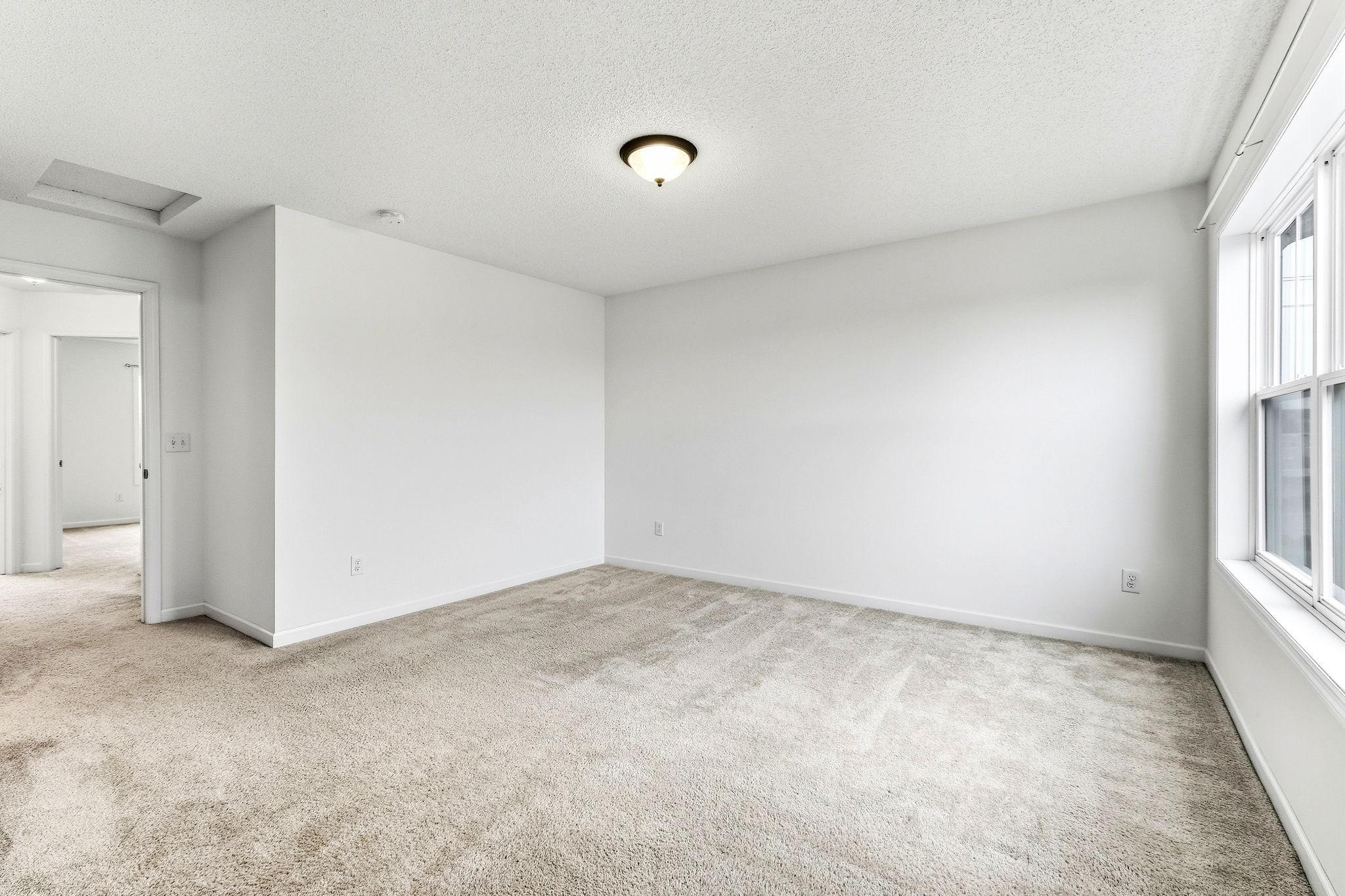 21-web-or-mls-9673-Toledo-Ln-N-21.jpg