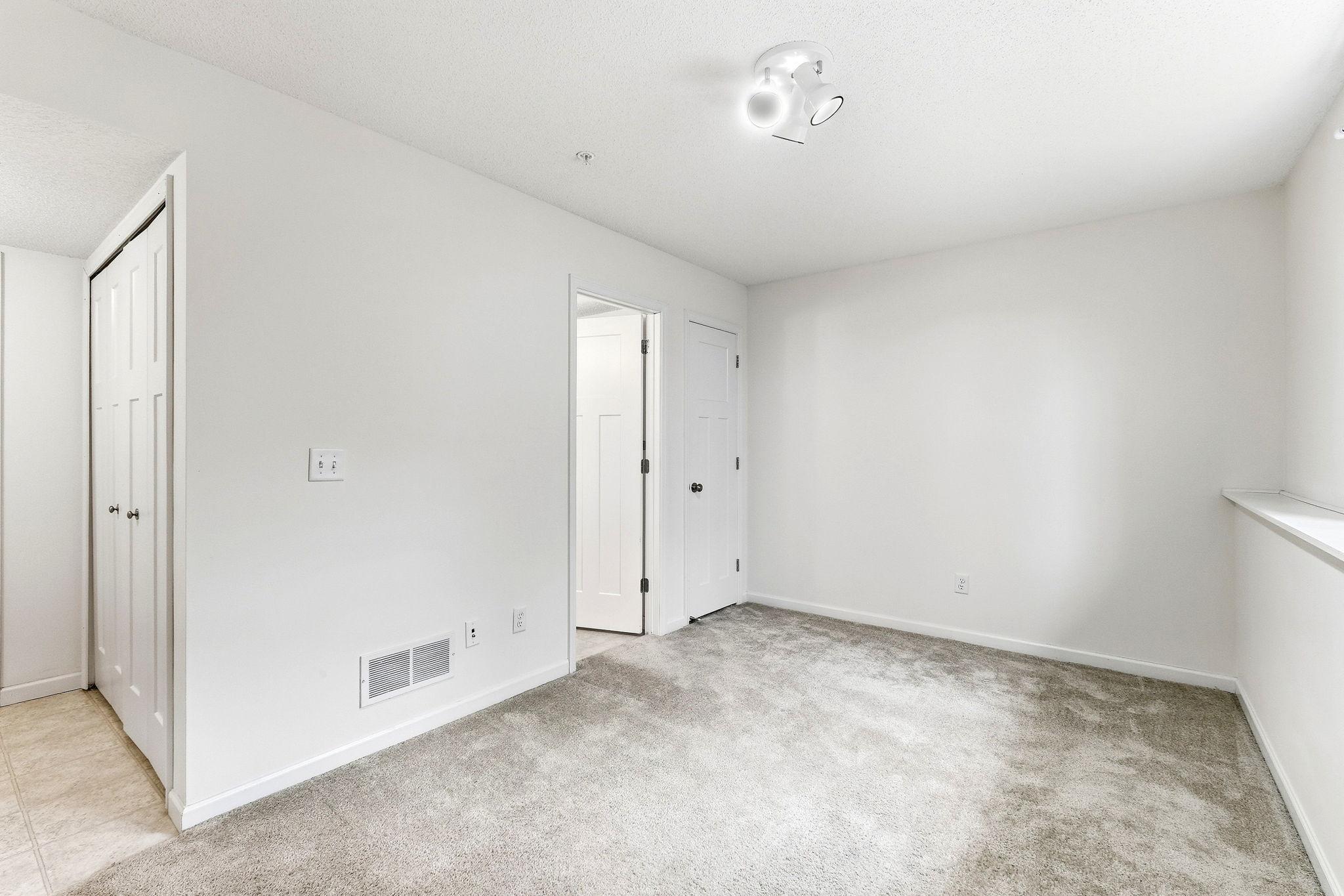 33-web-or-mls-9673-Toledo-Ln-N-33.jpg
