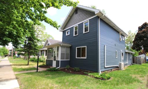 421 E Sanborn Street, Winona, MN 55987