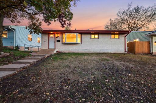 1097 Dale Street N, Saint Paul, MN 55117