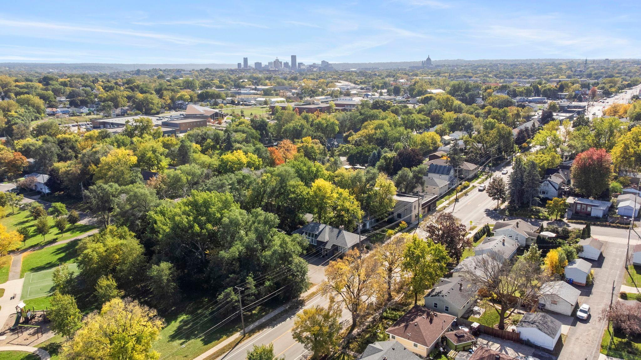 65-web-or-mls-1097 Dale St N-255.jpg