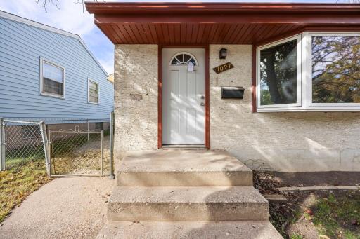 1097 Dale Street N, Saint Paul, MN 55117